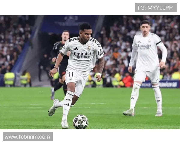 球迷愤怒批评球星表现不佳 引发社交媒体热议与纷争